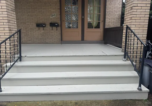 Photo 3 of Sale Pending at 2715 Markbreit Ave, Cincinnati, OH 45209 | MLS# 1896461 | Listing updated on 2026-10-09