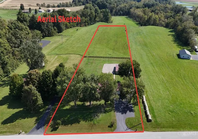 Photo 4 of Single family home for sale at 6526 Lilly Rd, Liberty Twp, OH 45133 | MLS# 1895877 | Listing updated on 2026-10-08
