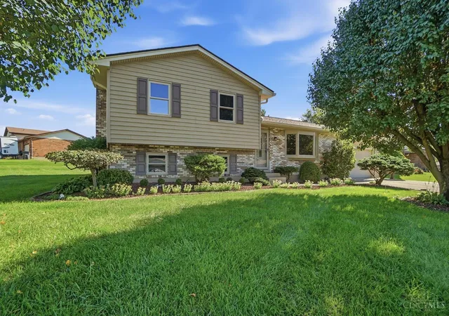 Photo 1 of Sale Pending at 4016 Bramble Ct, Fairfield Township, OH 45011 | MLS# 1896533 | Listing updated on 2026-10-24