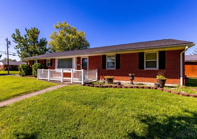 Photo 2 of Single family home for sale at 11807 Ramsdale Ct, Springdale, OH 45246 | MLS# 1896569 | Listing updated on 2026-10-20