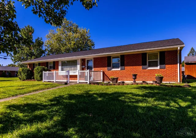 Photo 4 of Single family home for sale at 11807 Ramsdale Ct, Springdale, OH 45246 | MLS# 1896569 | Listing updated on 2026-10-20