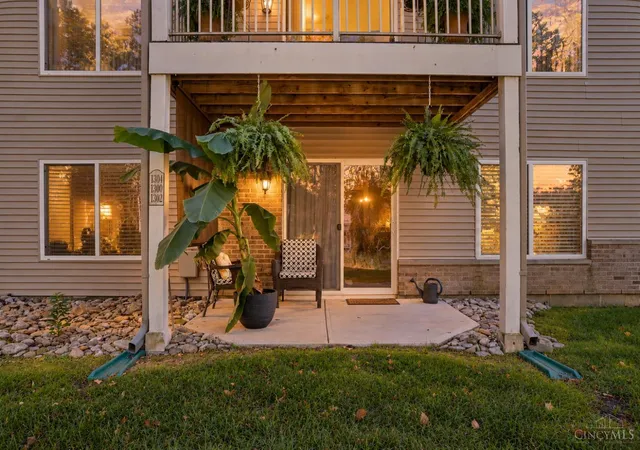 Photo 1 of Sale Pending at 1302 Twin Spires Dr, Batavia, OH 45103 | MLS# 1896352 | Listing updated on 2026-10-22