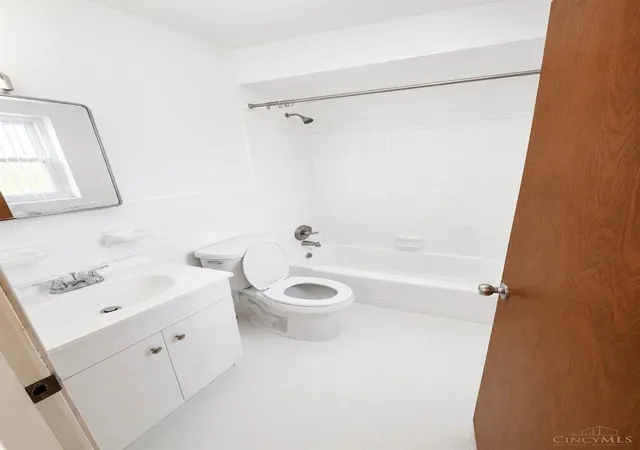 Photo 3 of Multi family home for sale at 2729 Queen City, Cincinnati, OH 45238 | MLS# 1896670 | Listing updated on 2026-10-09