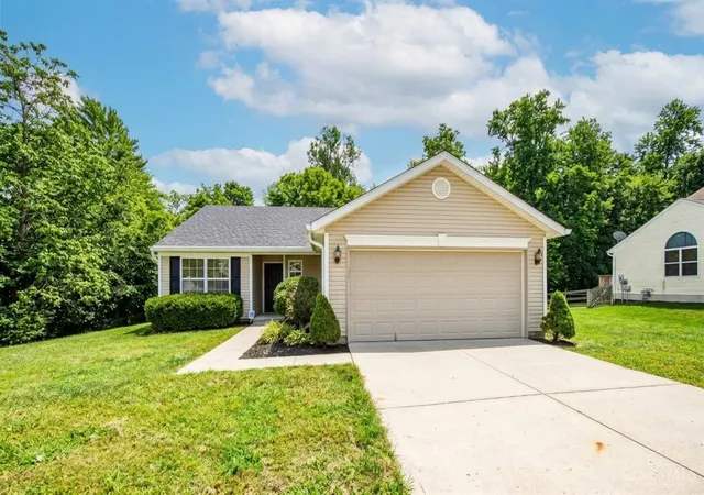Photo 2 of Single family home for sale at 60 Huntington Ave, Batavia Twp, OH 45102 | MLS# 1896624 | Listing updated on 2026-10-09