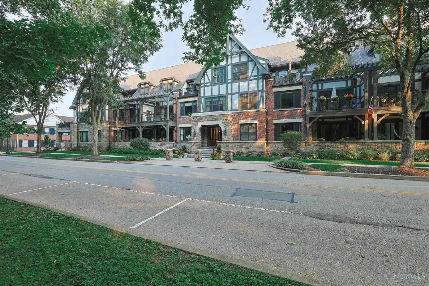 Listing Photo 1 - Condo for sale in 3942 Miami Rd located at 3942 Miami Rd, Mariemont, OH 45227 - Unit #203
