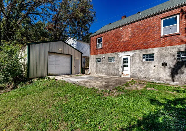 Photo 3 of Single family home for sale at 9629 Mt Nebo Rd, North Bend, OH 45052 | MLS# 1896563 | Listing updated on 2026-10-22