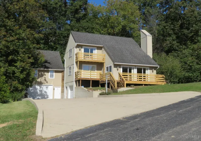 Photo 3 of Single family home for sale at 5977 Poplar Dr, Brushcreek Twp, OH 45133 | MLS# 1896816 | Listing updated on 2026-10-16
