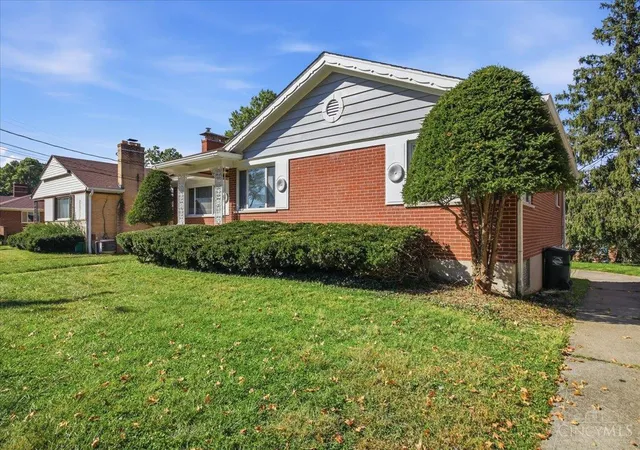 Photo 1 of Single family home for sale at 6717 Stoll Ln, Silverton, OH 45236 | MLS# 1896887 | Listing updated on 2026-10-28