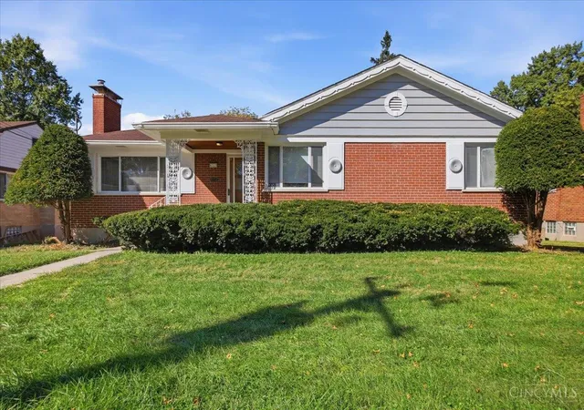 Photo 2 of Single family home for sale at 6717 Stoll Ln, Silverton, OH 45236 | MLS# 1896887 | Listing updated on 2026-10-28
