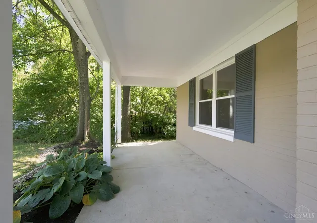Photo 3 of Single family home for sale at 6683 Tylersville Rd, West Chester, OH 45069 | MLS# 1896950 | Listing updated on 2026-10-28