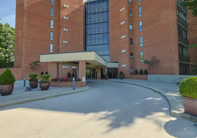 Photo 1 of Condo for sale at 2412 Ingleside Ave #6A, Cincinnati, OH 45206 | MLS# 1896932 | Listing updated on 2026-10-09