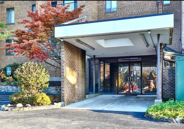 Condo for sale at 3004 Glenmore Ave #204, Cincinnati, OH 45238 | MLS# 1895313