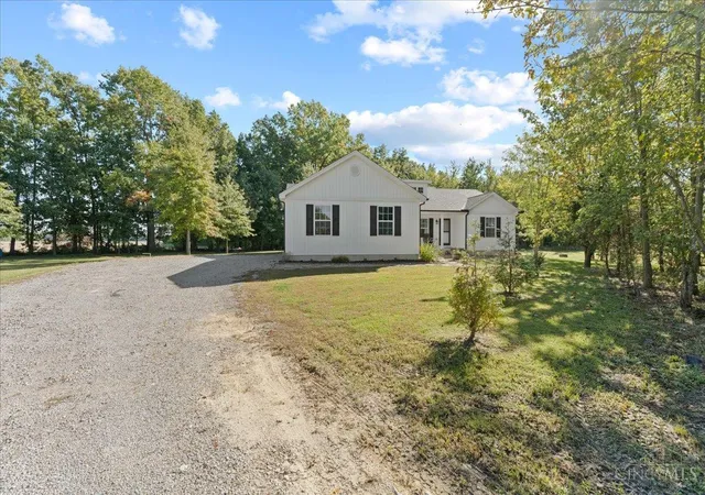 Photo 2 of Single family home for sale at 7248 Thompson Rd, Goshen Twp, OH 45122 | MLS# 1895948 | Listing updated on 2026-10-13