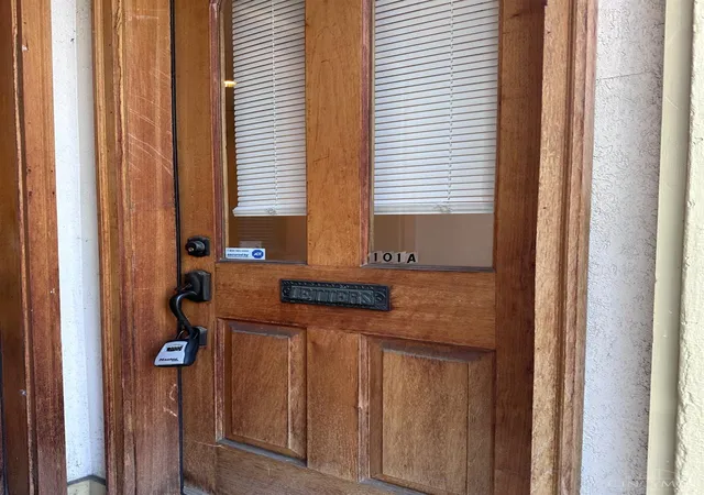 Photo 2 of Condo for sale at 1122 Race St #101A, Cincinnati, OH 45202 | MLS# 1896957 | Listing updated on 2026-10-10