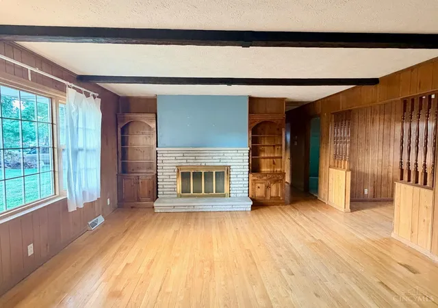 Photo 2 of Single family home for sale at 3742 Dorothy Ln, Monroe, OH 45044 | MLS# 1896988 | Listing updated on 2026-10-22