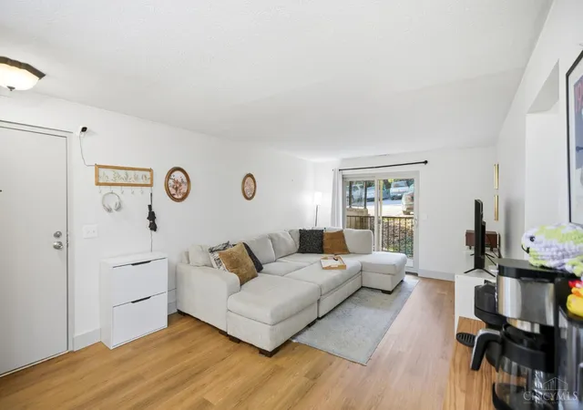 Listing Photo 5 - Condo for sale in building located at 521 W Martin Luther King Dr, Cincinnati, OH 45220 - Unit #A8