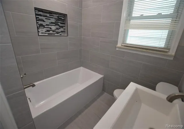 Photo 3 of Single family home for sale at 3933 Clairmont St, Flint, MI 48532 5264 | MLS# 61023210 | Listing updated on 2026-09-28