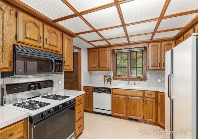 Photo 4 of Sale Pending at 3345 40th Street, Grandville, MI 49418 | MLS# 70557874 | Listing updated on 2026-09-18