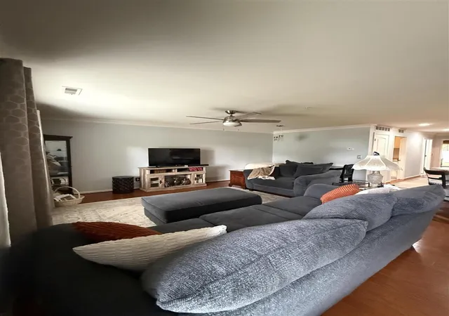 Listing Photo 3 - Condo for sale in building located at 34124 NE Utica Rd, Fraser, MI 48026