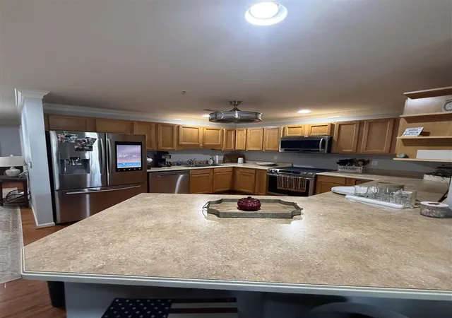 Listing Photo 5 - Condo for sale in building located at 34124 NE Utica Rd, Fraser, MI 48026
