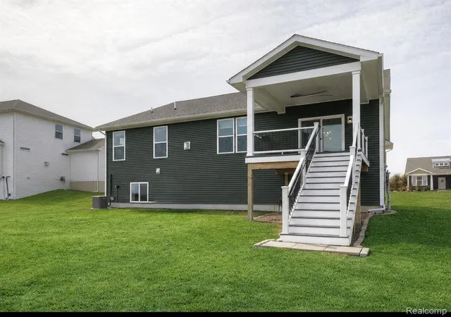 Photo 2 of Sale Pending at 523 Round Rock Dr, Howell, MI 48843 | MLS# 61015108 | Listing updated on 2026-09-08