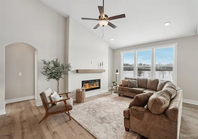 Photo 4 of Sale Pending at 523 Round Rock Dr, Howell, MI 48843 | MLS# 61015108 | Listing updated on 2026-09-08