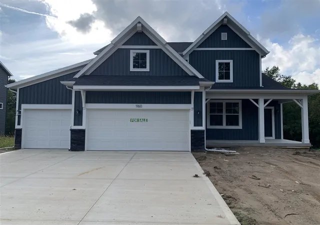 Photo 1 of Sale Pending at 1160 N Washington St, Lowell, MI 49331 | MLS# 70546020 | Listing updated on 2026-10-13