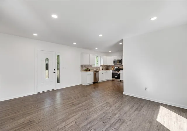 Photo 3 of Single family home for sale at 9755 Portage Trl, White Lake, MI 48386 | MLS# 70548793 | Listing updated on 2026-09-04