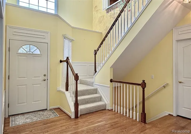 Photo 4 of Condo for sale at 1627 Boulder Ct, Rochester, MI 48306 4810 | MLS# 61024934 | Listing updated on 2026-09-12