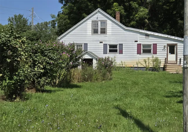 Photo 3 of Sale Pending at 30369 M 40, Paw Paw, MI 49079 | MLS# 70554351 | Listing updated on 2026-09-04