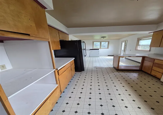 Photo 4 of Sale Pending at 30369 M 40, Paw Paw, MI 49079 | MLS# 70554351 | Listing updated on 2026-09-04