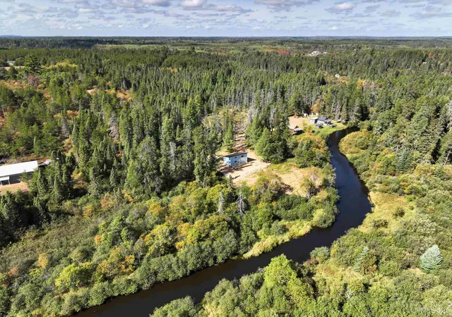 Photo 3 of Single family home for sale at 1609 Swanson Dr, Ishpeming, MI 49849 | MLS# 50222504 | Listing updated on 2026-09-30