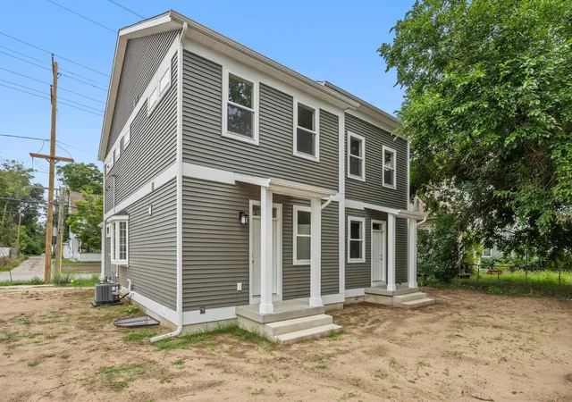 Photo 19 of Single family home for sale at 411 Fuller Ave, Grand Rapids, MI 49506 | MLS# 70552477 | Listing updated on 2026-09-01