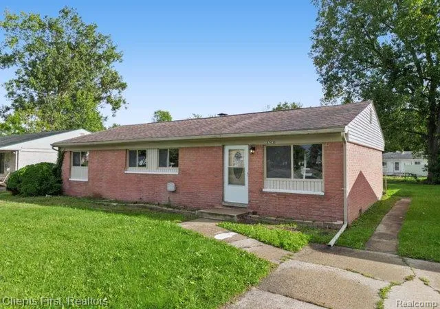 Photo 3 of Single family home for sale at 27031 S Leroy St, Taylor, MI 48180 | MLS# 61035144 | Listing updated on 2026-10-02