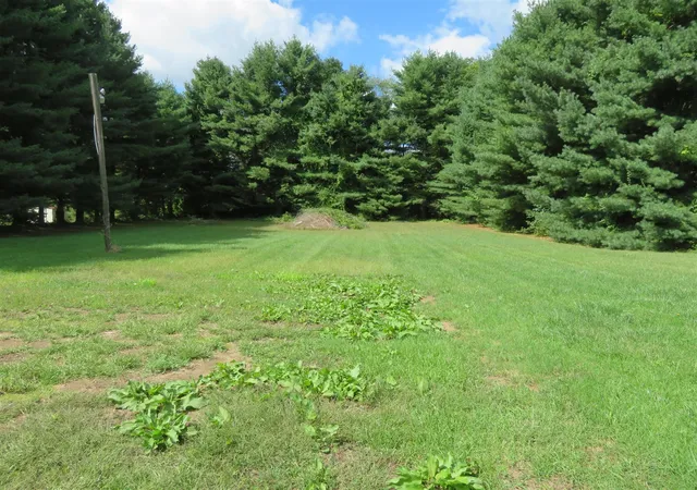 Photo 4 of Single family home for sale at 12086 Whittaker Rd, Milan, MI 48160 | MLS# 70557127 | Listing updated on 2026-09-14
