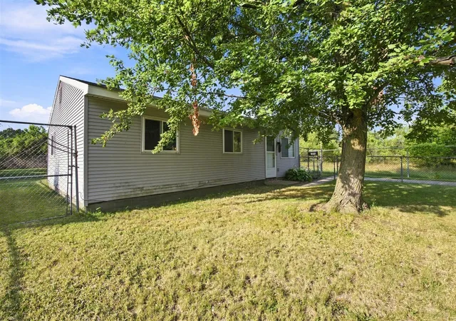 Photo 3 of Single family home for sale at 1650 Tyler Rd, Ypsilanti, MI 48198 | MLS# 70555060 | Listing updated on 2026-09-01