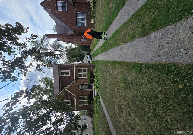 Photo 4 of Single family home for sale at 14517 Archdale St, Detroit, MI 48227 1441 | MLS# 61024215 | Listing updated on 2026-10-19