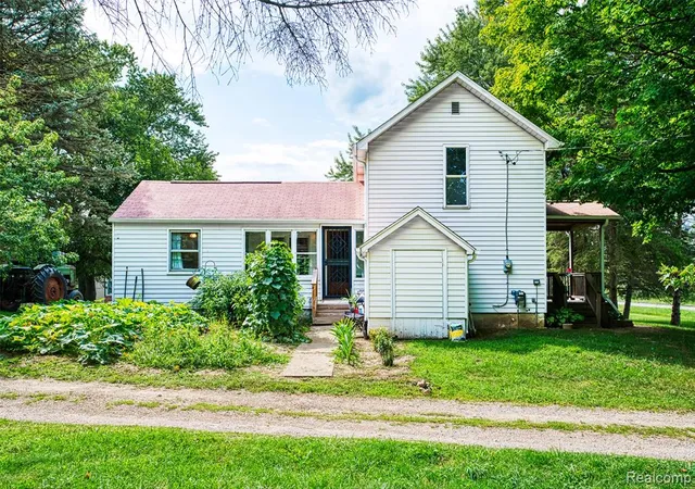 Photo 4 of Single family home for sale at 9225 Cook Rd, Gaines, MI 48436 | MLS# 61025946 | Listing updated on 2026-09-03