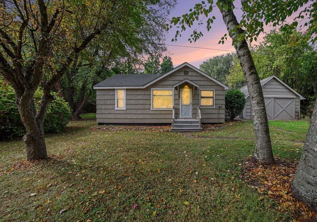 Photo 1 of Sale Pending at 393 State Park Dr, Bay City, MI 48706 | MLS# 50224134 | Listing updated on 2026-10-15
