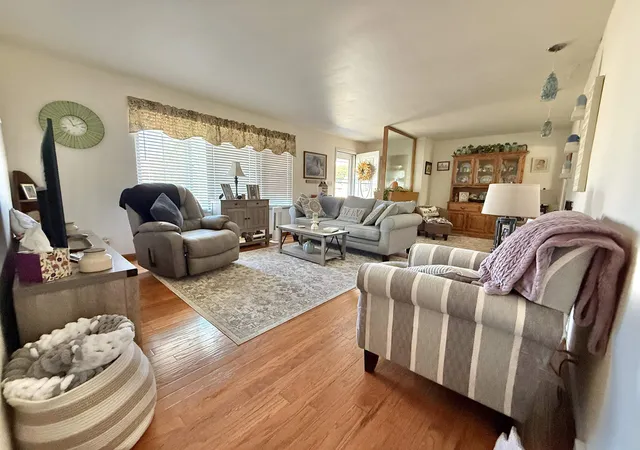 Photo 2 of Sale Pending at 2 Brady Ct, Bay City, MI 48708 | MLS# 50223244 | Listing updated on 2026-10-05