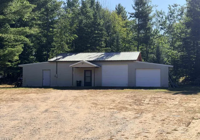 Land for sale at 920 Silver Crk Rd, Marquette, MI 49855 | MLS# 50218156