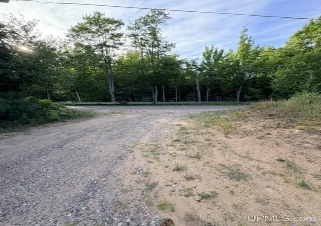 Photo 3 of Land for sale at 920 Silver Crk Rd, Marquette, MI 49855 | MLS# 50218156 | Listing updated on 2026-10-12