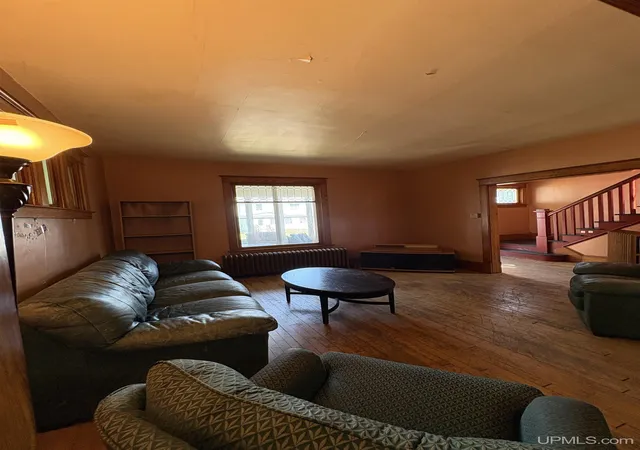 Photo 3 of Single family home for sale at 727 Sutherland St, Ironwood, MI 49938 | MLS# 50220698 | Listing updated on 2026-09-03