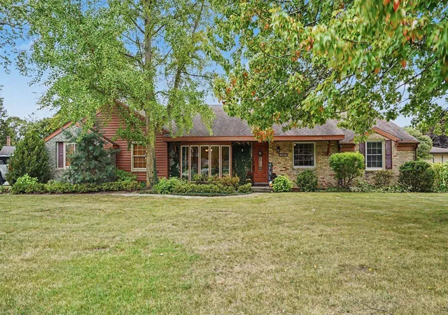 Photo 1 of Single family home for sale at 4664 Niccolet Pl, Bay City, MI 48706 | MLS# 50222853 | Listing updated on 2026-10-04
