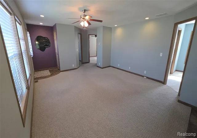 Photo 3 of Manufactured home for sale at 9758 Home Ct, Fenton, MI 48430 8561 | MLS# 61001228 | Listing updated on 2026-10-12