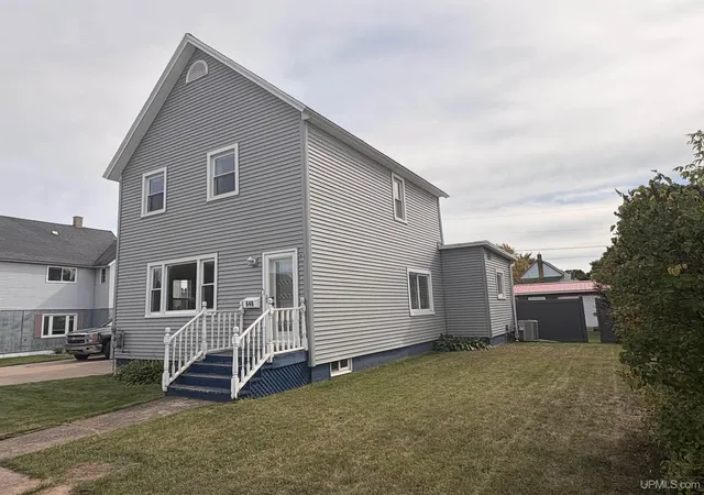 Photo 2 of Single family home for sale at 640 Iron St, Ishpeming, MI 49849 | MLS# 50222571 | Listing updated on 2026-09-28