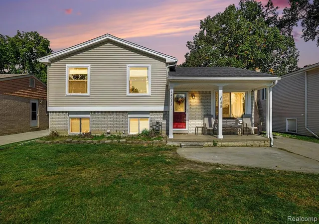 Photo 1 of Single family home for sale at 24055 Manila St, Clinton Township, MI 48035 | MLS# 61035399 | Listing updated on 2026-10-22