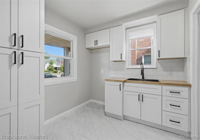 Photo 3 of Sale Pending at 18060 Saint Marys St, Detroit, MI 48235 | MLS# 61025944 | Listing updated on 2026-09-06