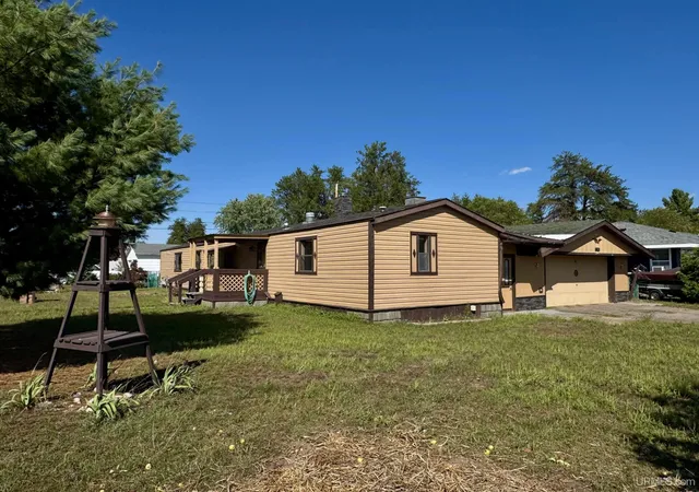 Photo 3 of Single family home for sale at 58 E Anthony Ave, Gwinn, MI 49841 | MLS# 50220643 | Listing updated on 2026-09-11