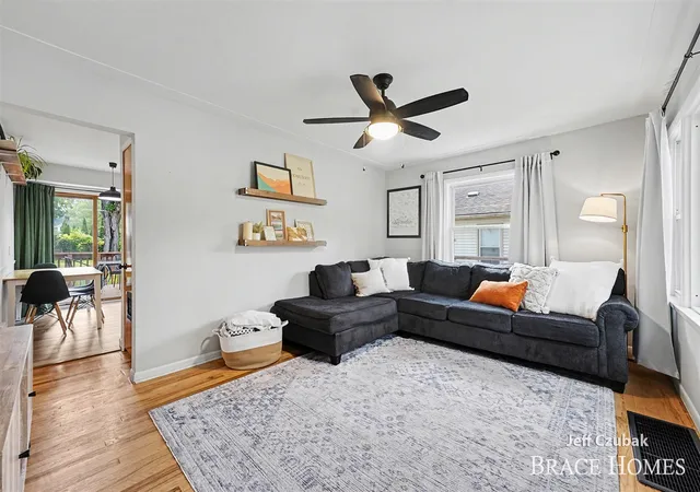 Photo 3 of Single family home for sale at 1344 Mayfield Ave, Grand Rapids, MI 49505 | MLS# 70557837 | Listing updated on 2026-09-15